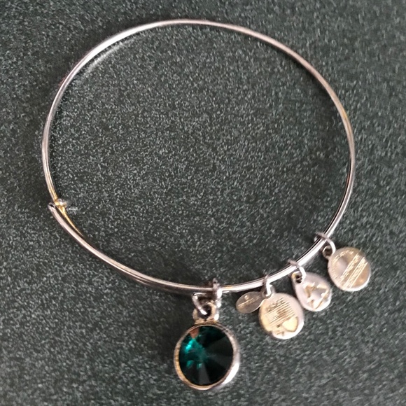 Alex and Ani Silver Expandable Wire Bracelet - Picture 2 of 15